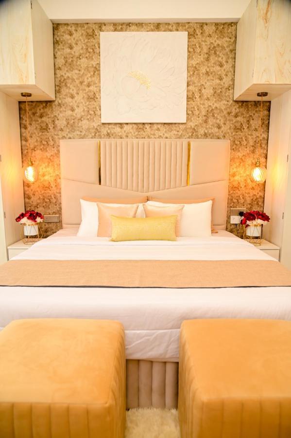 Ocean Breeze - Udaya Luxury Apartments Negombo Luaran gambar