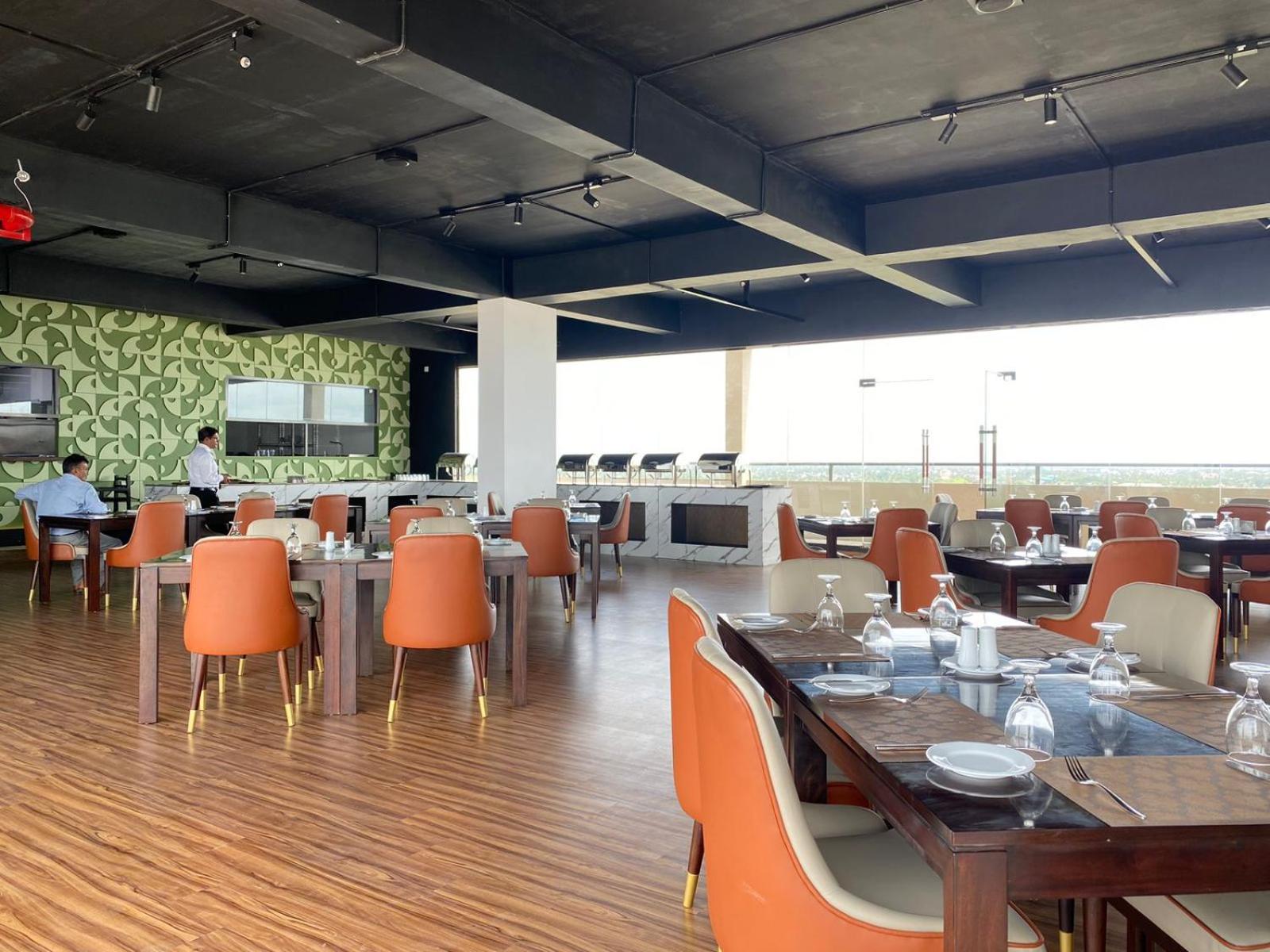 Ocean Breeze - Udaya Luxury Apartments Negombo Luaran gambar